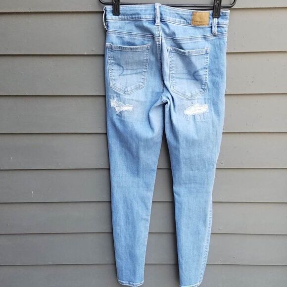 American Eagle Distressed High Rise Jegging Size 4 - Picture 3 of 10